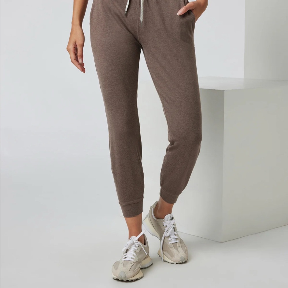 Women's Vuori Performance Joggers